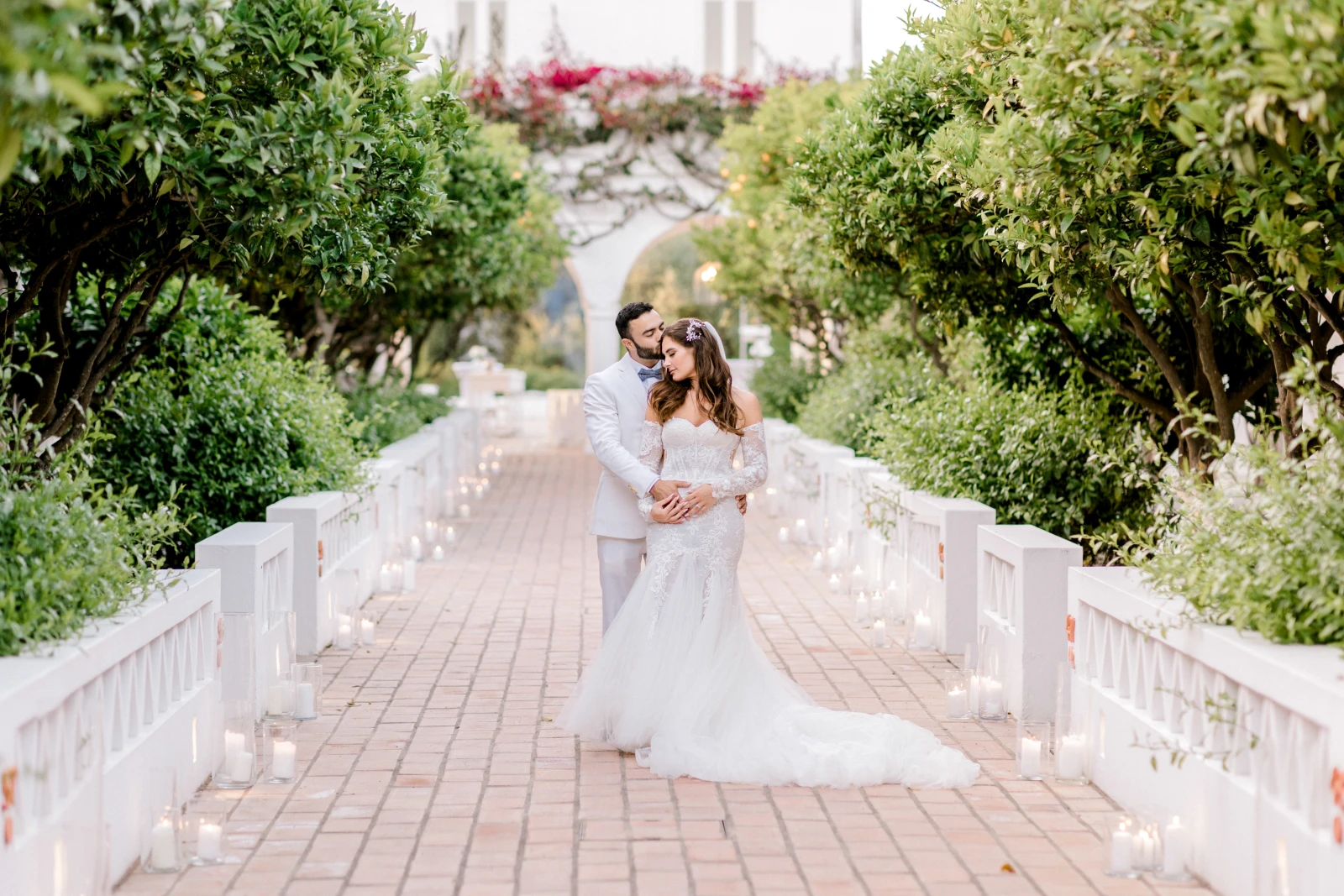 Mollie & Evan - gallery image